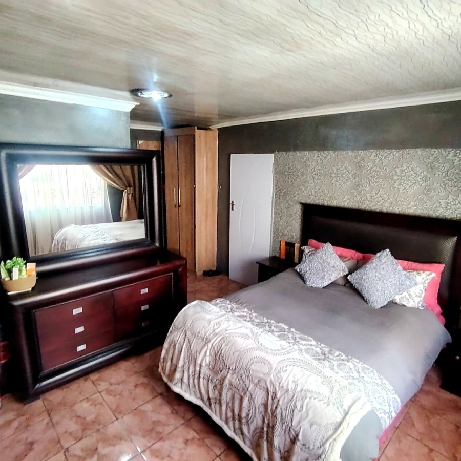 4 Bedroom Property for Sale in Mdantsane Nu 10 Eastern Cape